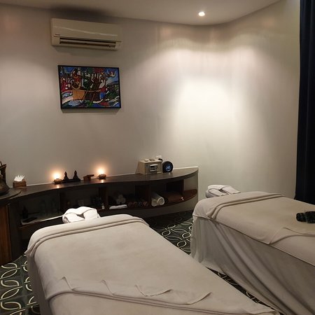 catherine borges add oiled massage rooms photo