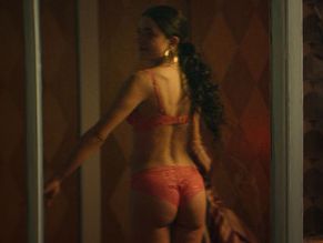 deepesh kp add paulina gaitan hot image