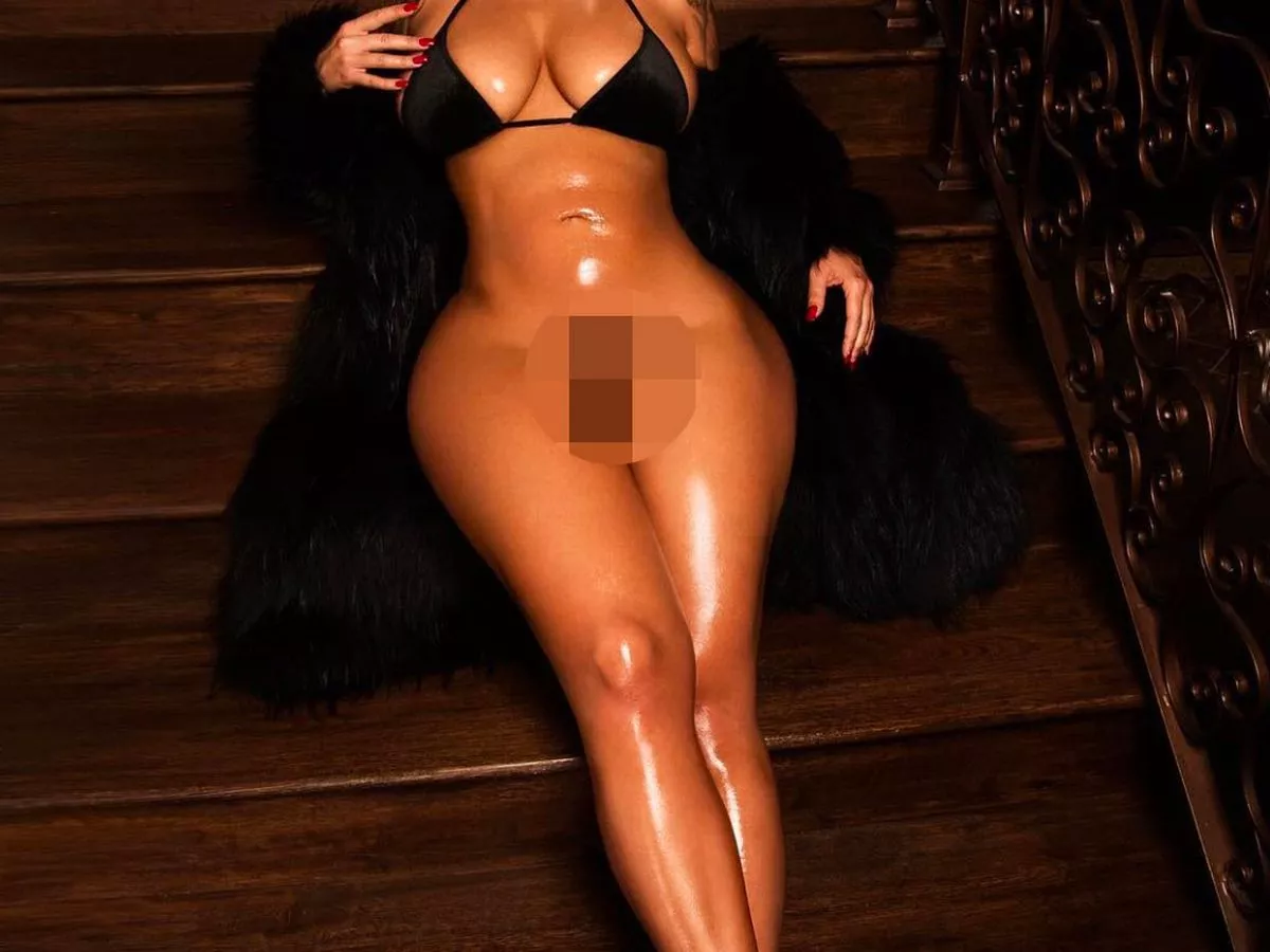 azayu h rosman recommends porn amber rose corne gouws add porn amber rose photo