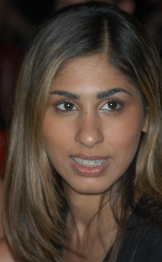 babak nazari recommends Jessalyn wanlim nude abhinov singh add shara knite image