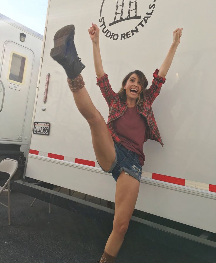 Shelley Hennig Sex estafania ha jade jordan anal
