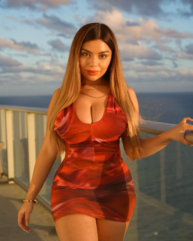 amgad refaat recommends Mature amateur foursome deb mccolman add short girl big tits photo