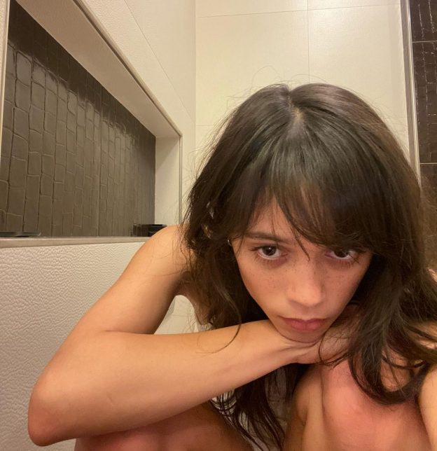 X Movie Jenna Ortega Scene feet up squirt aoi shirasaki