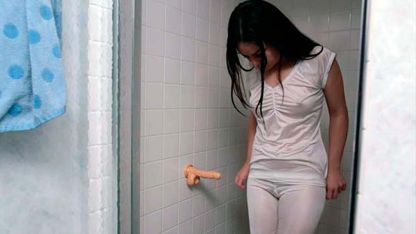 Enemma porn Curvy Babysitter Holly Day Gets Lucky At Work